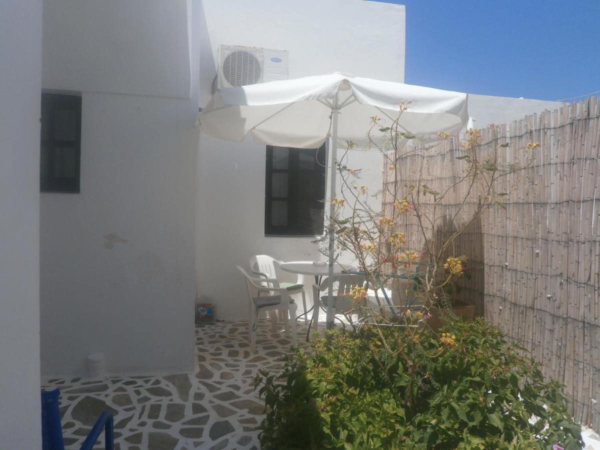 Villa Ostria Kamári Exterior foto
